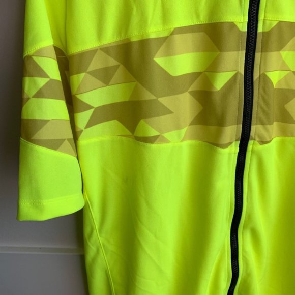 Sugoi Nova Aztec Short Sleeve Classic Jersey - Picture 8 of 9